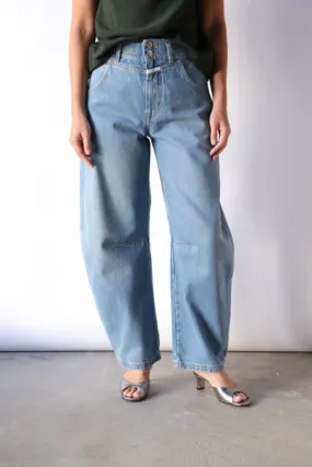 Closed Ridge-X Wide Jeans in Mid Blue