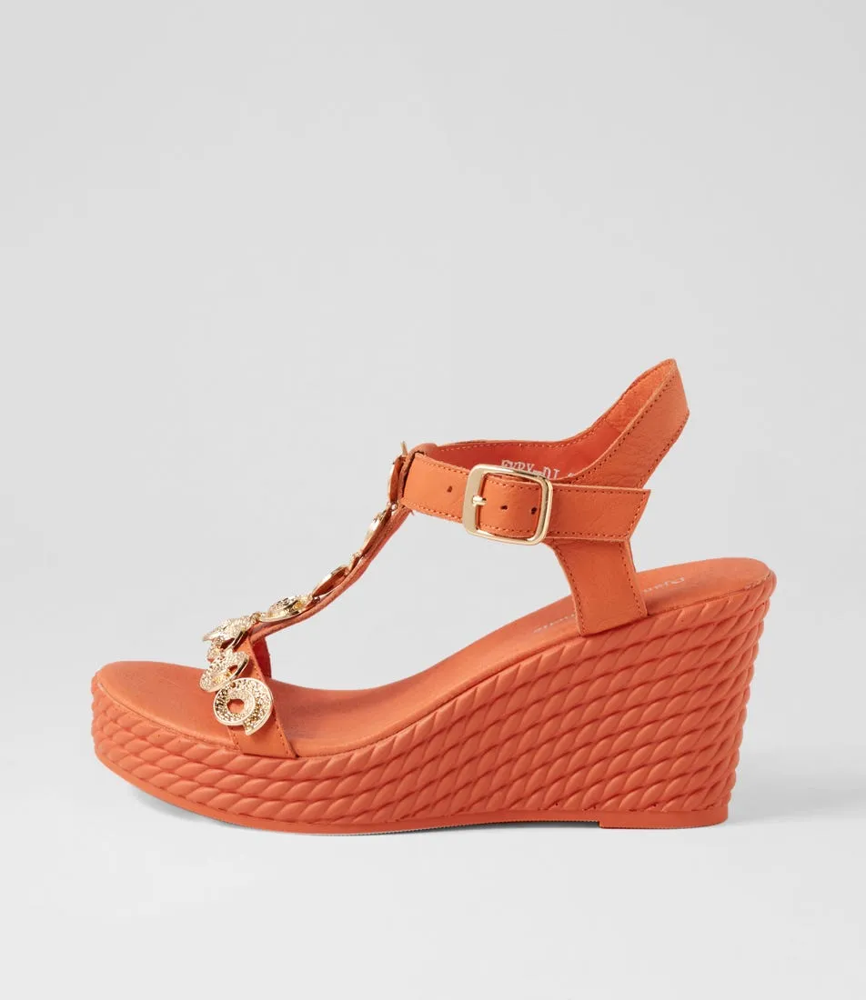 DJANGO & JULIETTE Evry Bright Orange Gold Leather Sandals