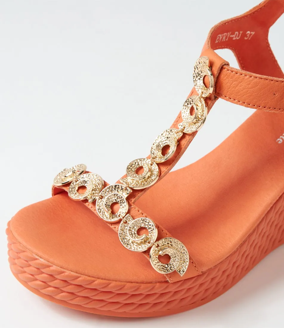 DJANGO & JULIETTE Evry Bright Orange Gold Leather Sandals