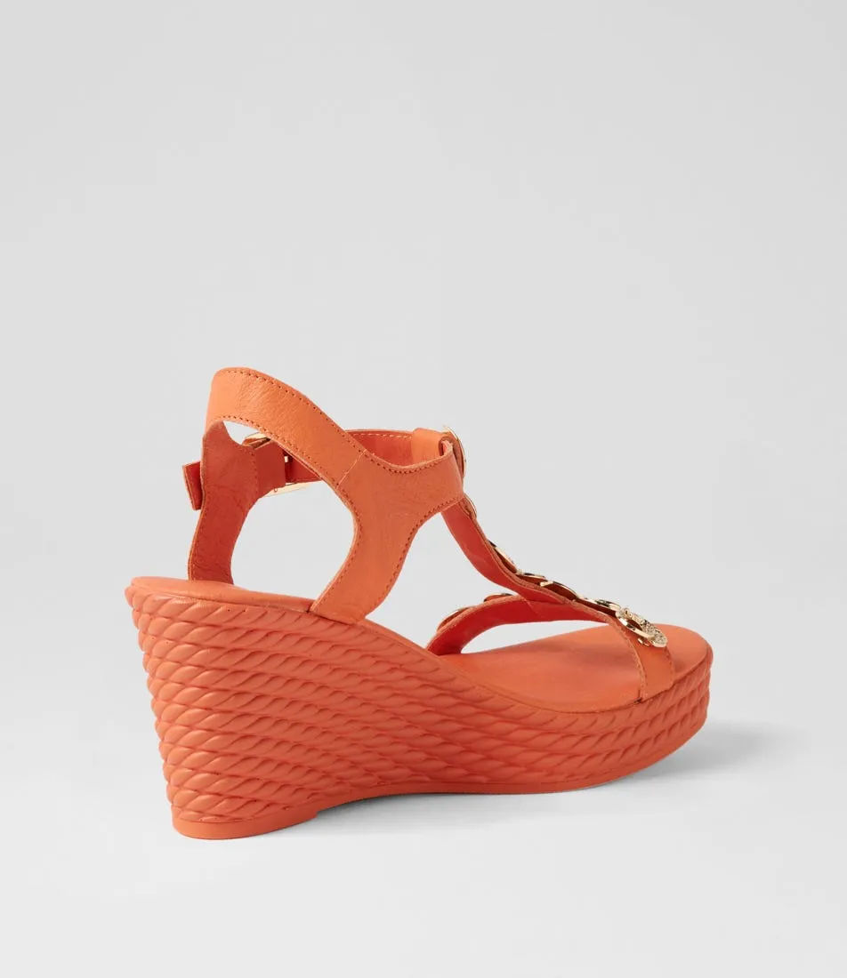 DJANGO & JULIETTE Evry Bright Orange Gold Leather Sandals