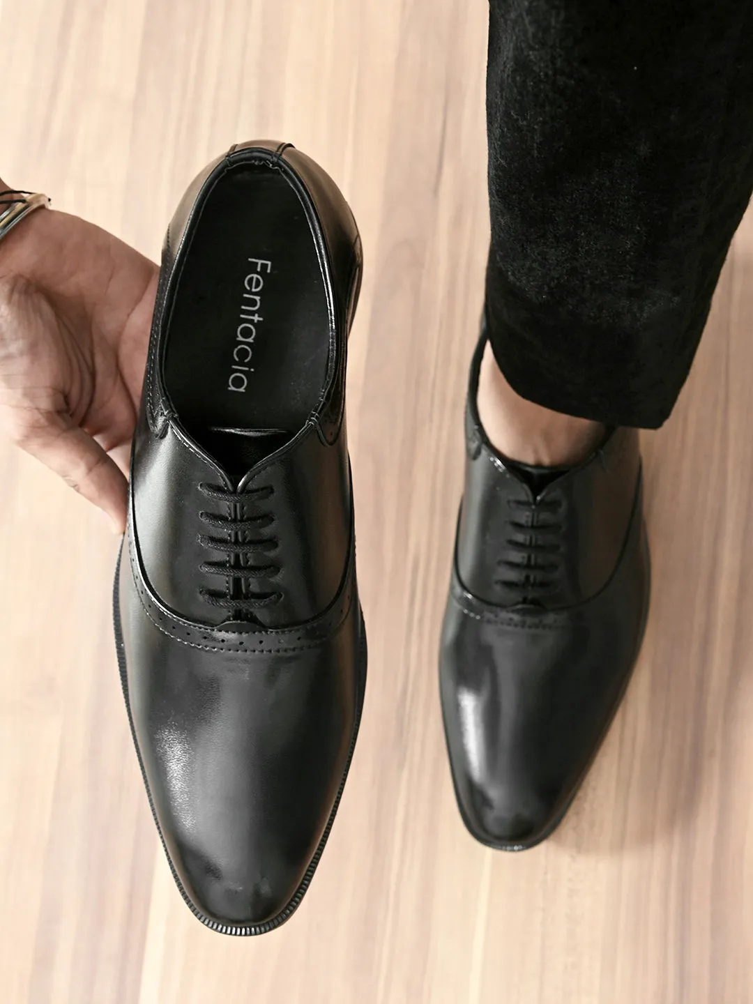 FENTACIA Men Black Lace-Ups Formal Shoes