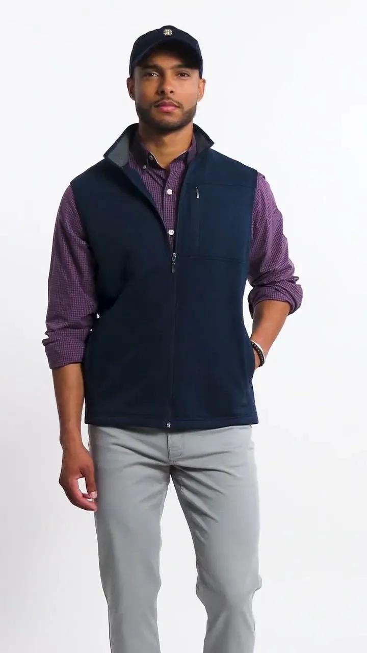 new!IZOD Mini Stripe Mens Fleece Vest