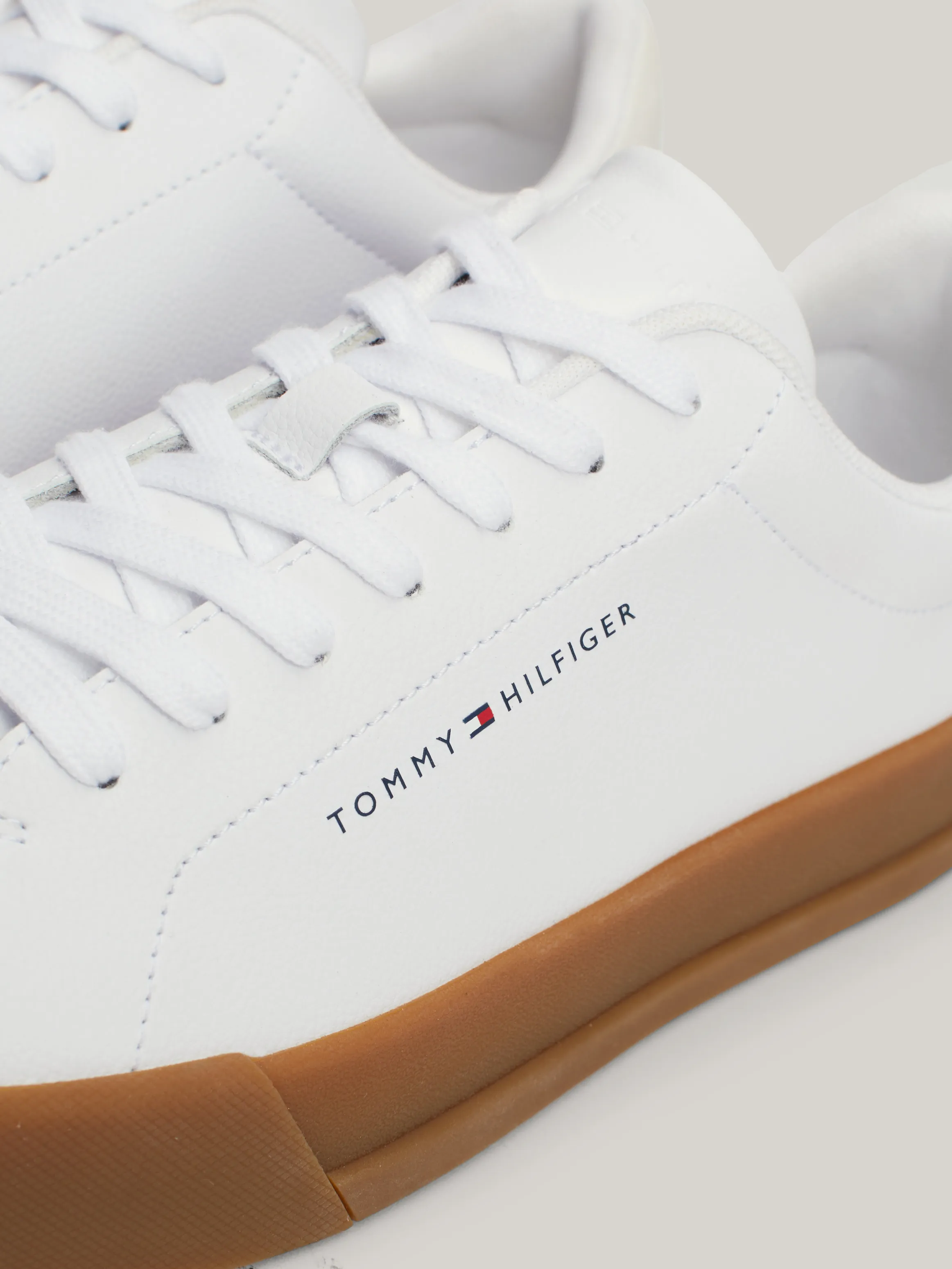 Pebble Grain Logo Court Trainers | Sneakers | Tommy Hilfiger