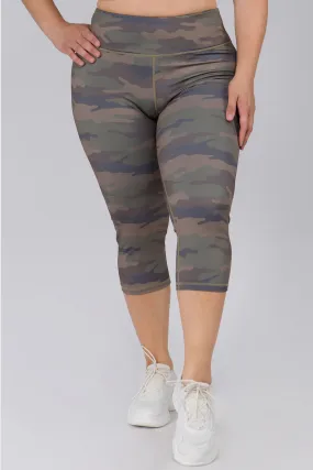 Plus Size Fade into Camo Active Workout Capri Leggings