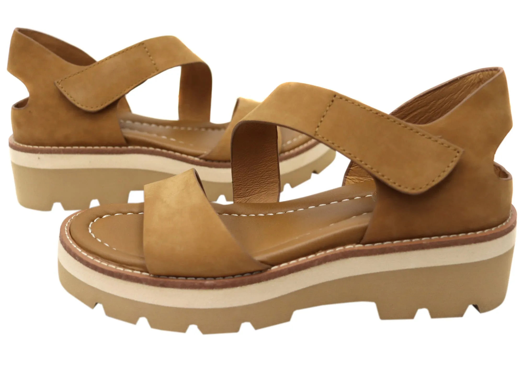 Sofft Pru Womens Leather Sandals With Cushioned Comfort Footbed