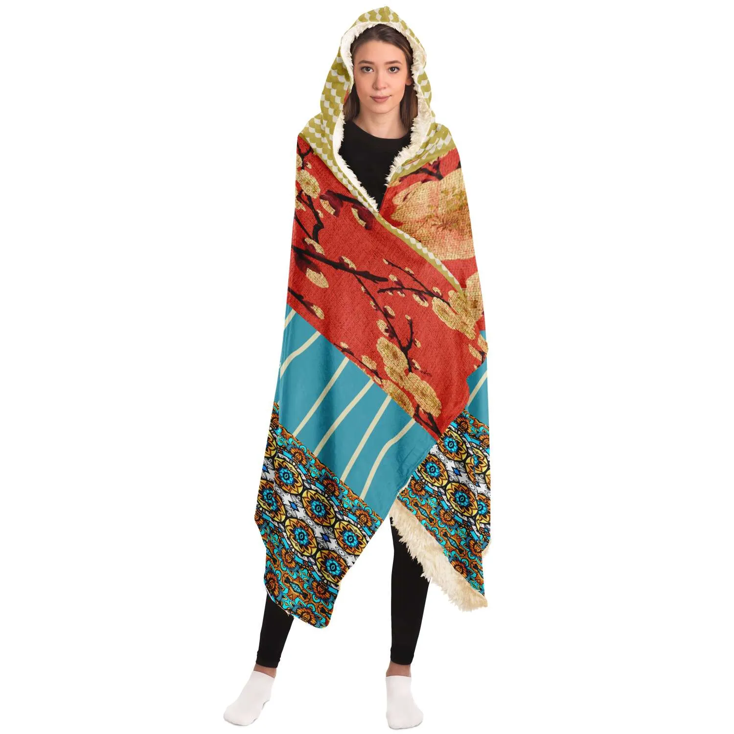 Sukiyaki Sherpa Fleece Hooded Blanket (3 Size Options)